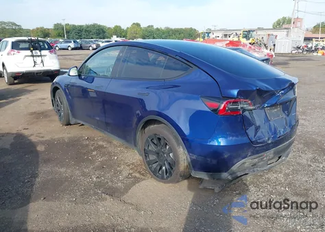 2023 Tesla Model Y Awd/Long Range Dual Motor All-Wheel Drive from USA, damaged, VIN 7SAYGAEE1PF970785